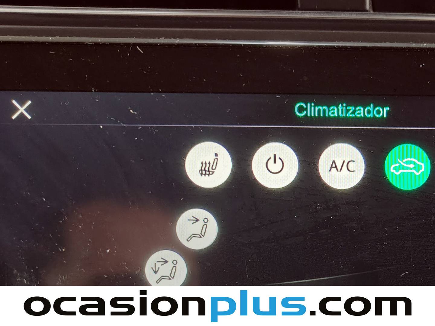 Extras y acabados del MG ZS MG ZS 1.0T Luxury Auto (111 CV)