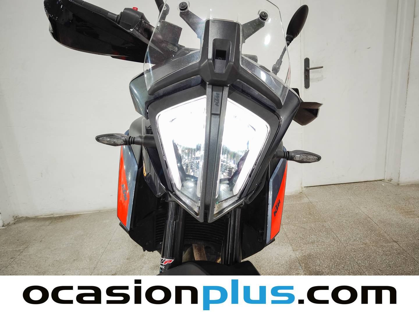 KTM Adventure 390 ABS KTM Adventure 390 ABS 390 ABS (44 CV) 44cv