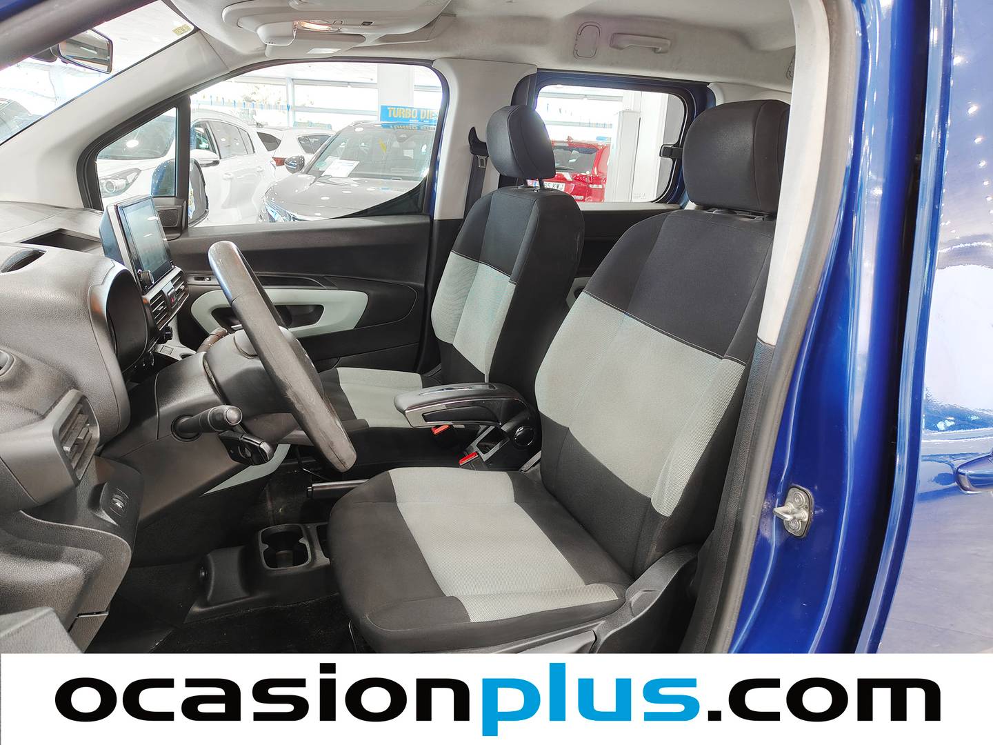 Foto asientos delanteros Citroën Berlingo Citroën Berlingo BlueHDi 100 S&S Talla M Feel (102 CV)