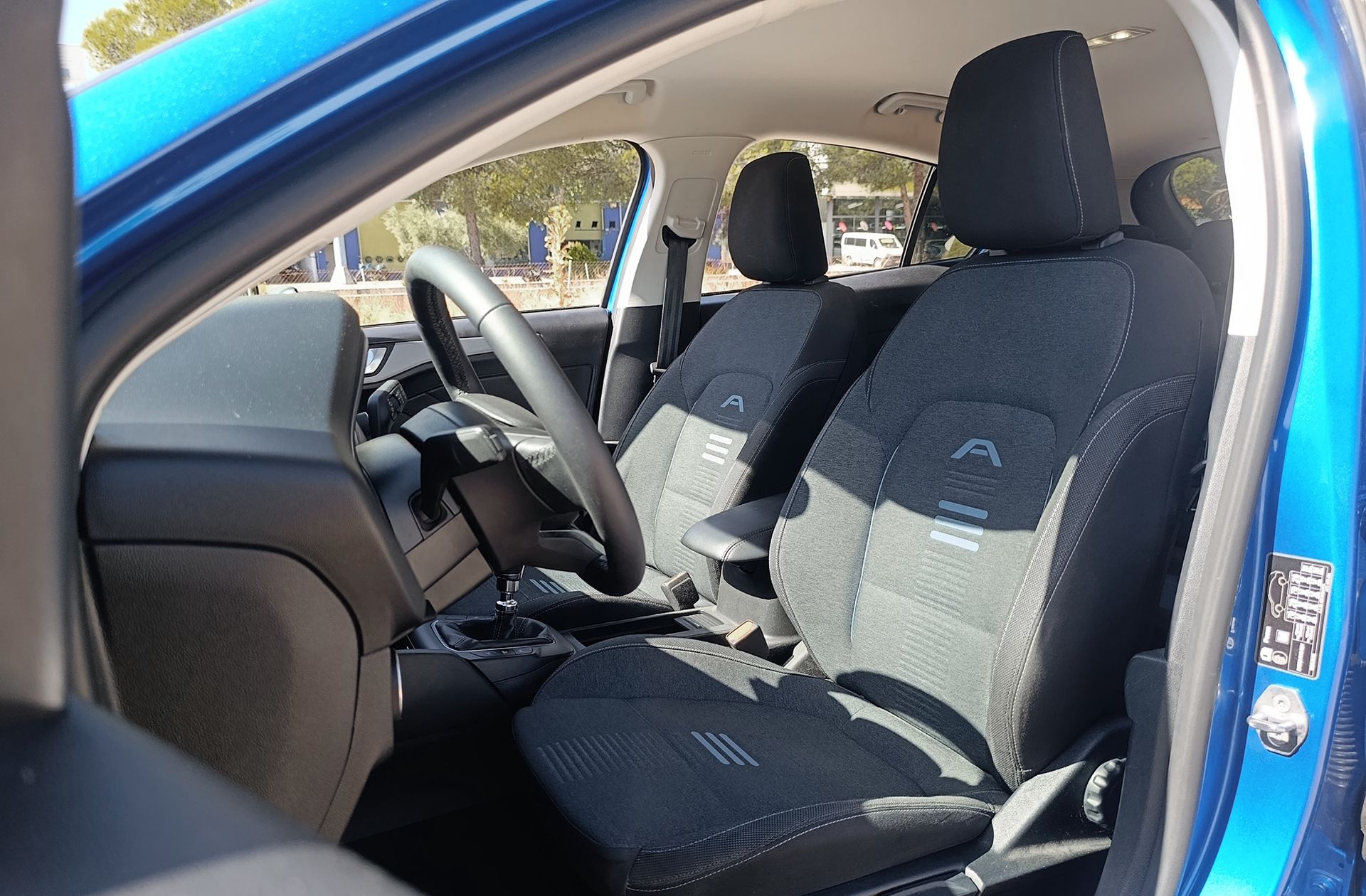 Ford Focus 1.0 EcoBoost MHEV Active - foto 10