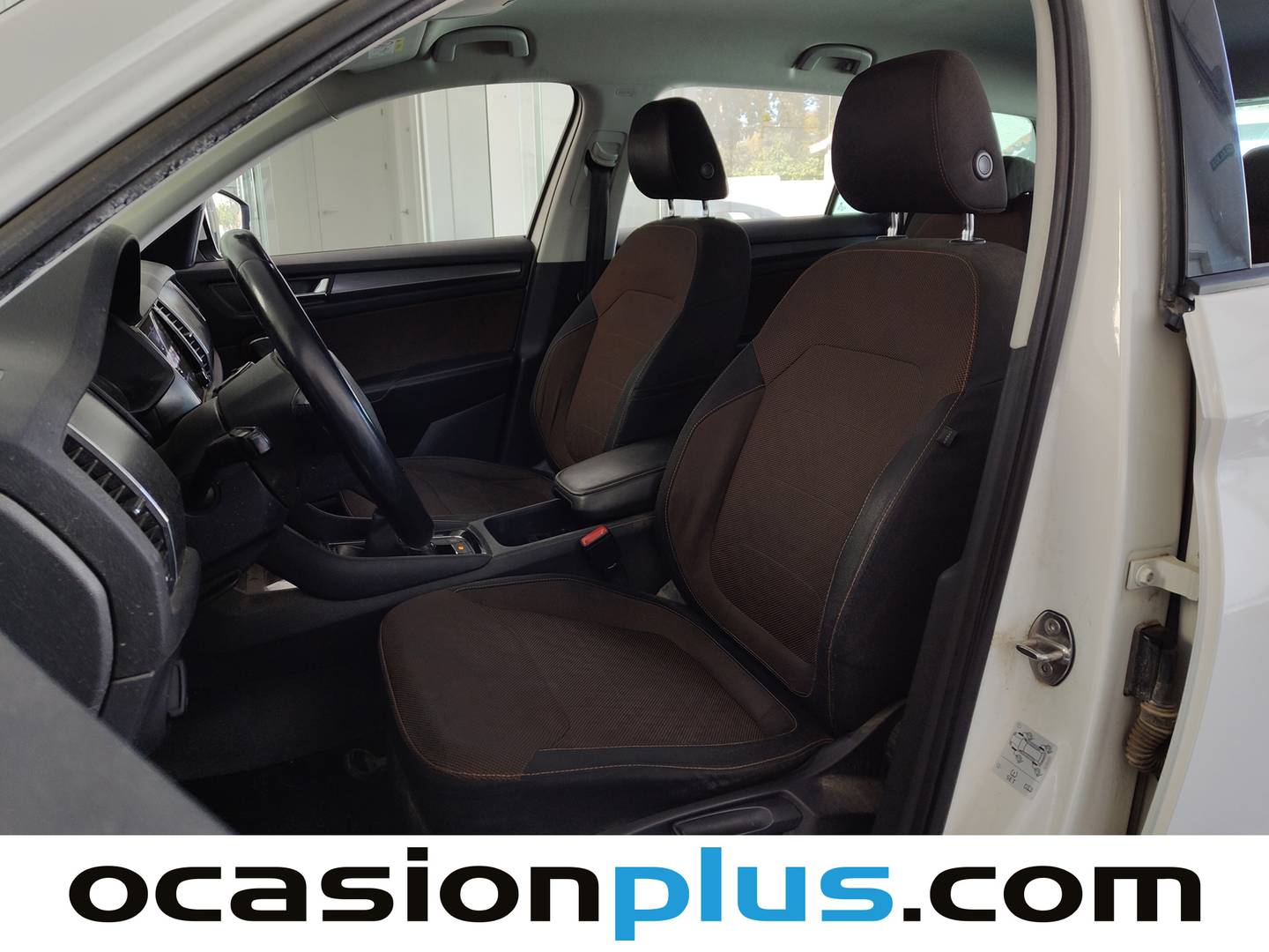 Foto asientos delanteros Skoda Kodiaq Skoda Kodiaq 2.0 TDI Ambition 4x4 (150 CV) 7 Plazas