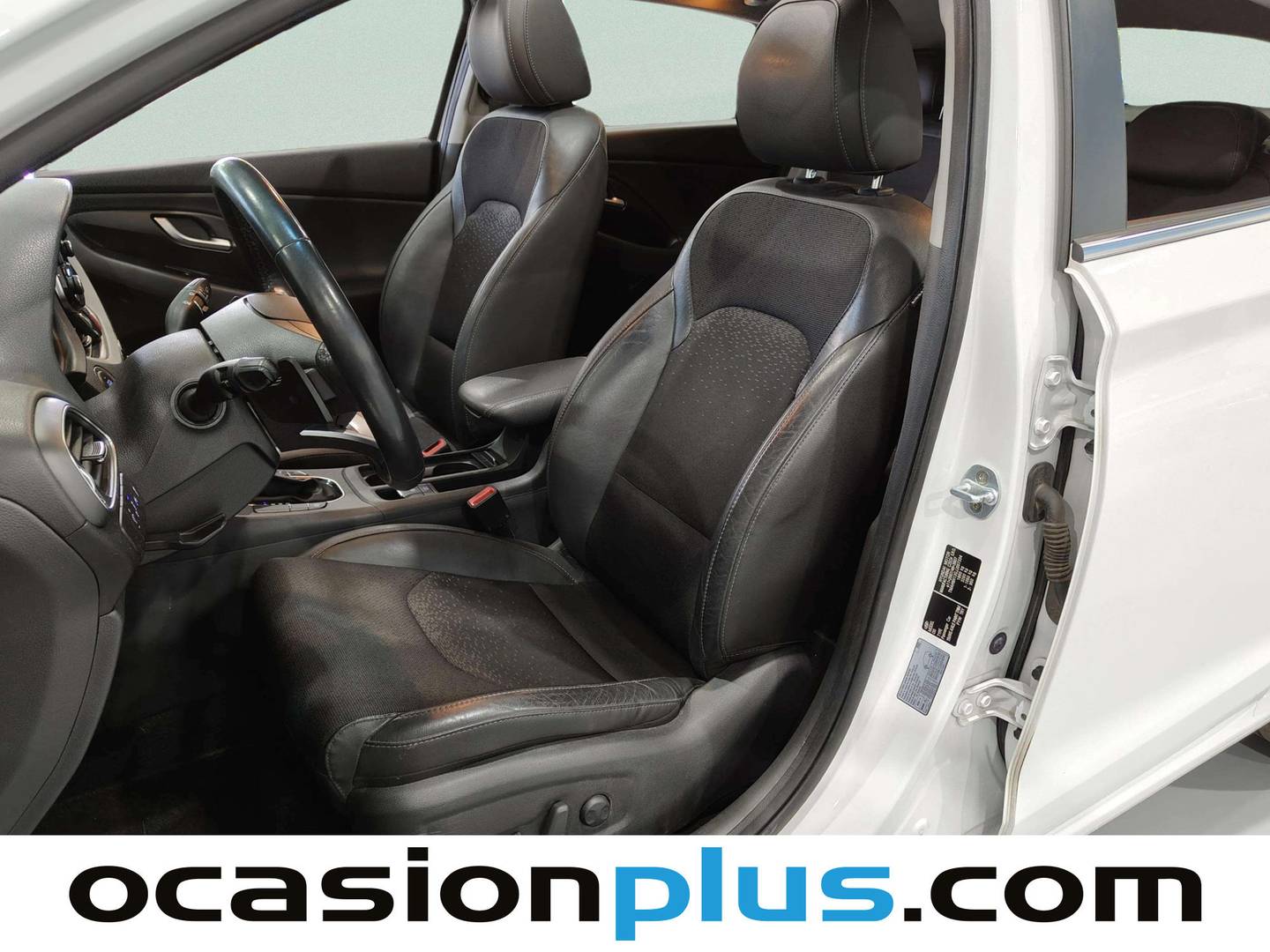Foto asientos delanteros Hyundai i30 Hyundai i30 Fastback 1.4 TGDI Style DCT (140 CV)