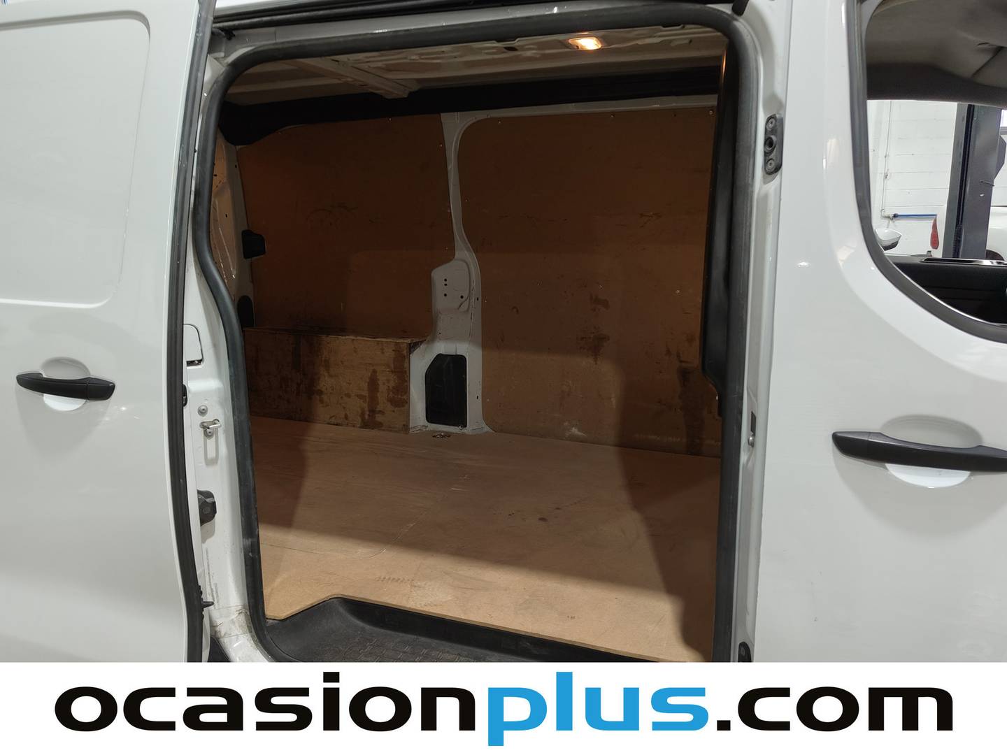 Fotos maletero Fiat Scudo Fiat Scudo Furgon 1.5 Bluehdi L2 (102 CV)