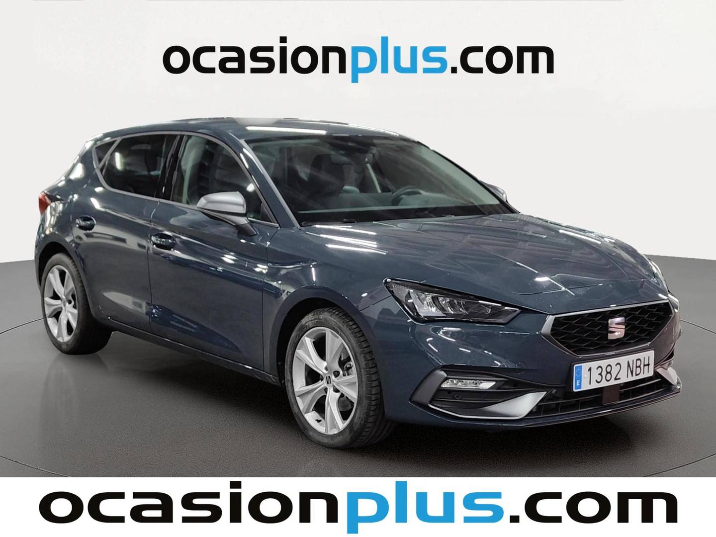 Foto delantera Seat León Seat León 2.0 TDI S&S FR XS DSG (150 CV) derecha