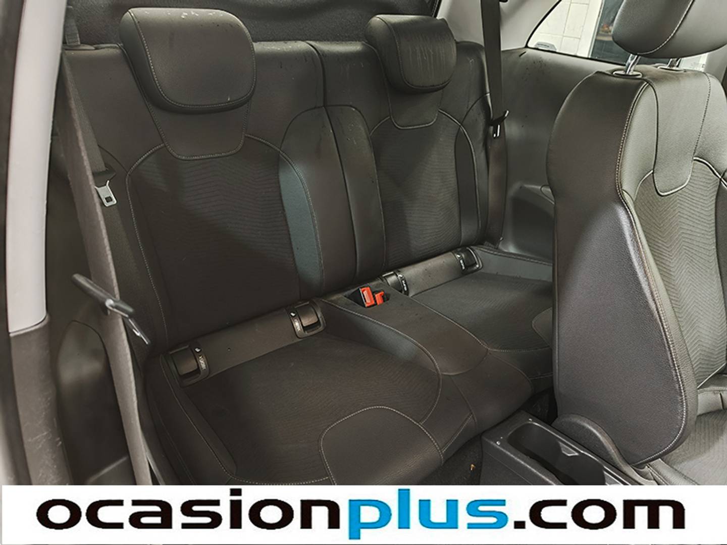 Foto Opel Adam Opel Adam 1.4 XEL Rocks (87 CV)