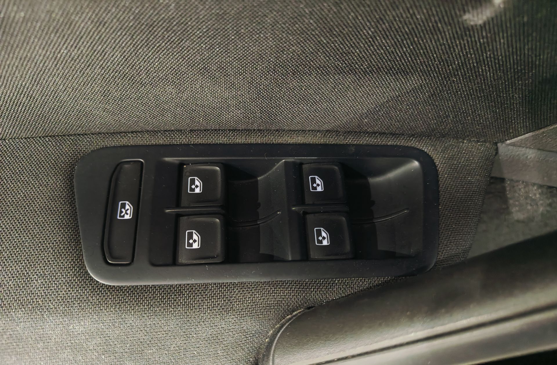 Volkswagen Golf Ready2Go 1.6 TDI - foto 32