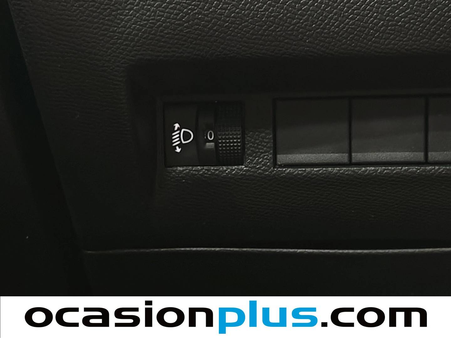 Peugeot 2008 Peugeot 2008 Allure Hybrid eDCS6 (145 CV) de ocasión