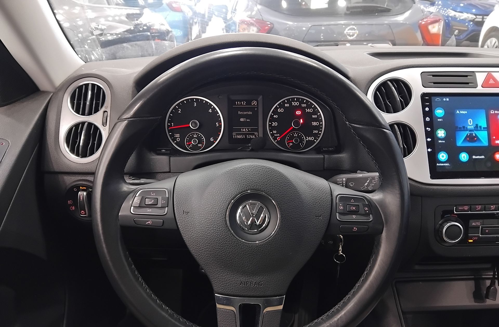 Volkswagen Tiguan Advance 2.0 TDI BMT Front Drive - foto 18
