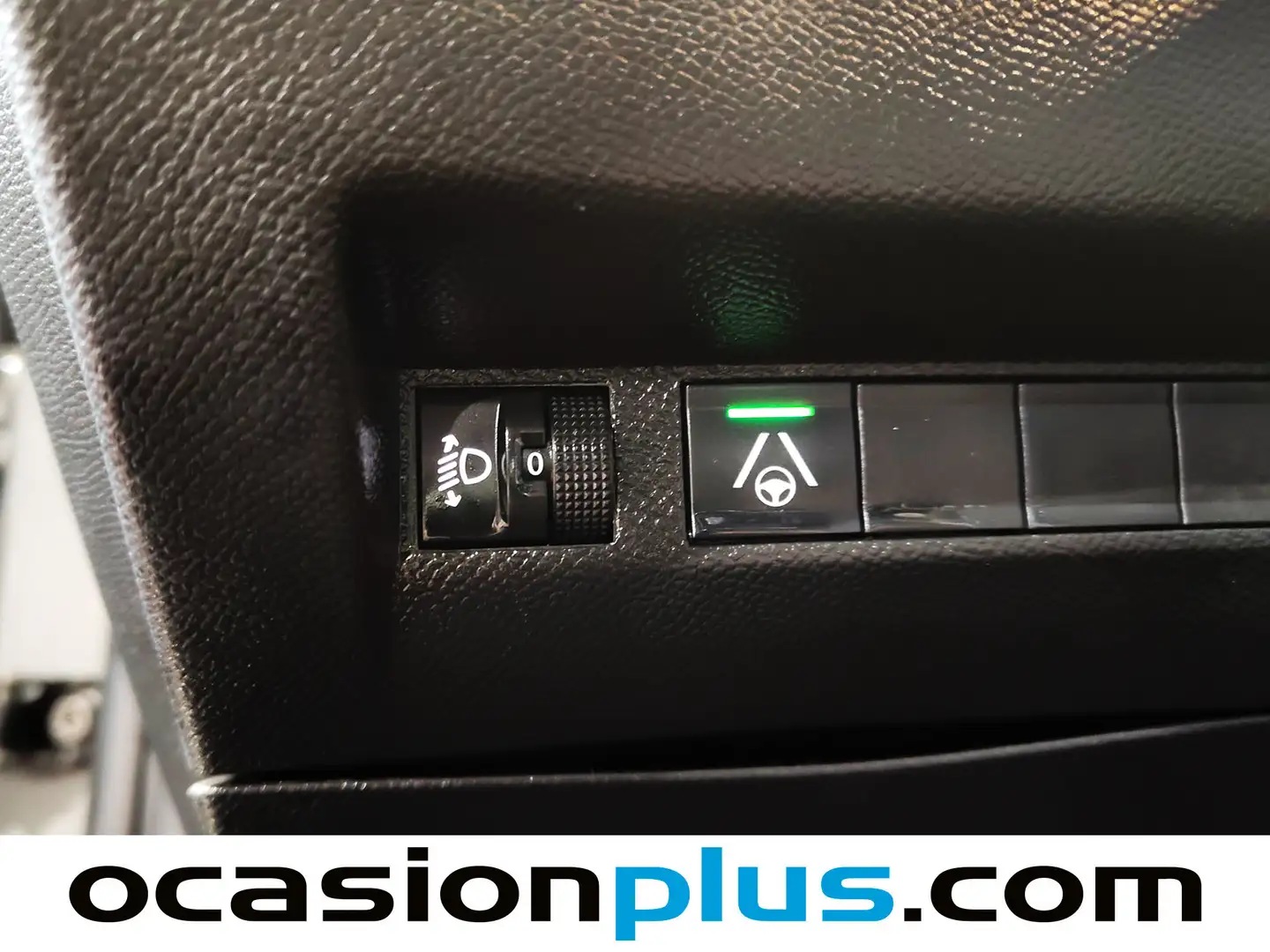 Foto Peugeot 208 Peugeot 208 Allure Hybrid eDCS6 (100 CV)