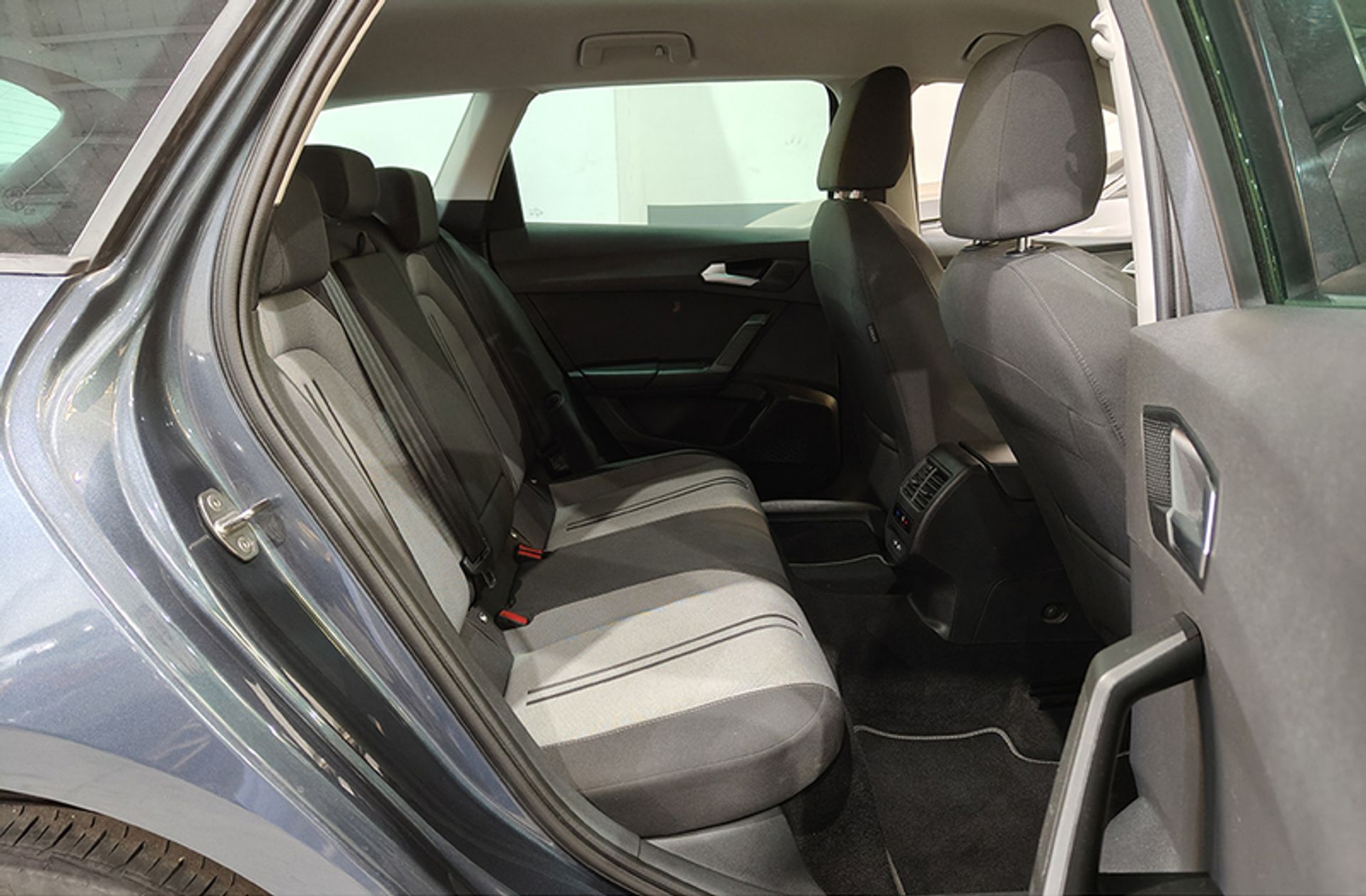 SEAT León ST 1.0 eTSI Style XL DSG - foto 18