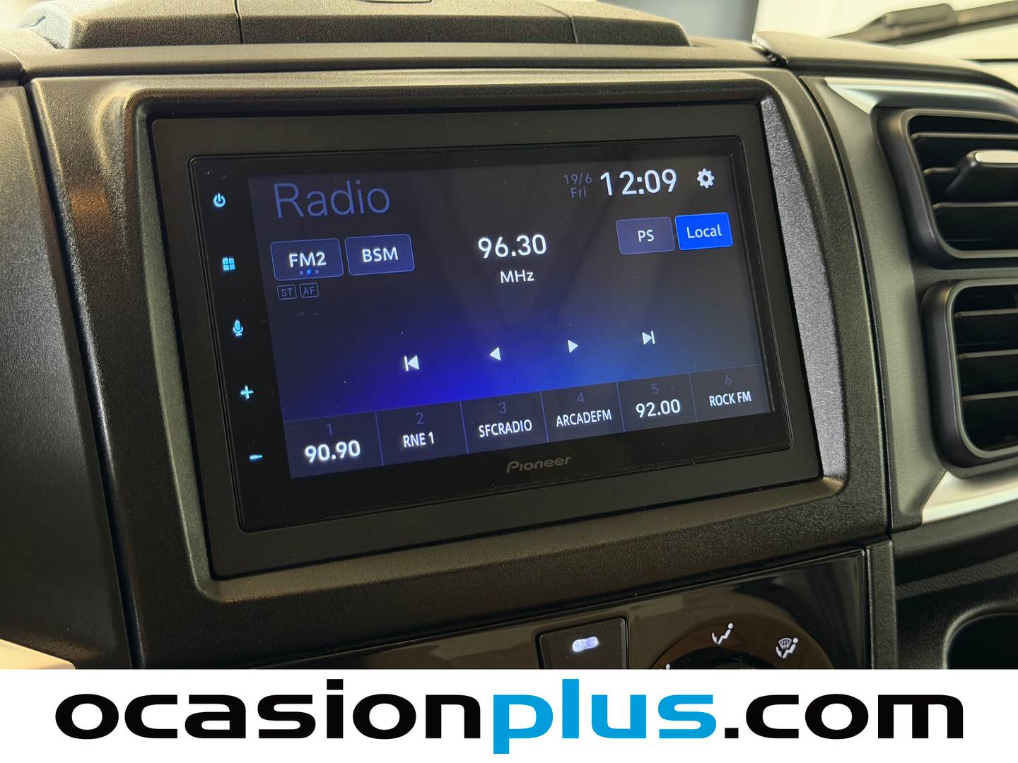 Ilusion 690 XMK Ilusion 690 XMK (140 CV) 4 Plazas seminuevo