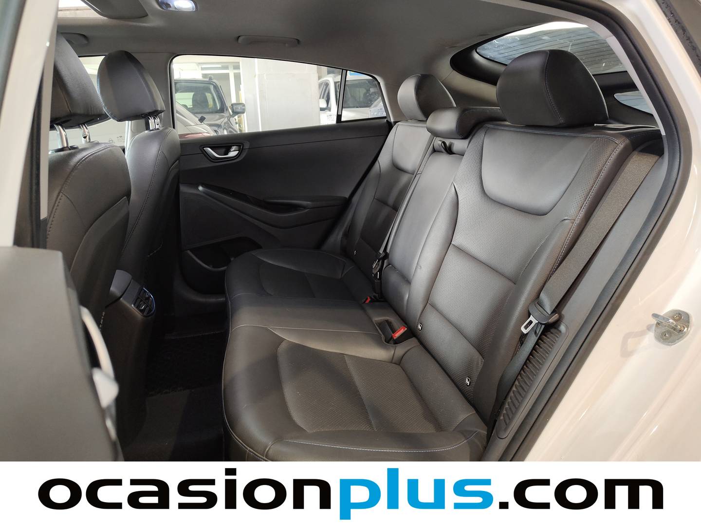 Foto asientos traseros Hyundai IONIQ Hyundai Ioniq 1.6 GDI PHEV Style (141 CV)