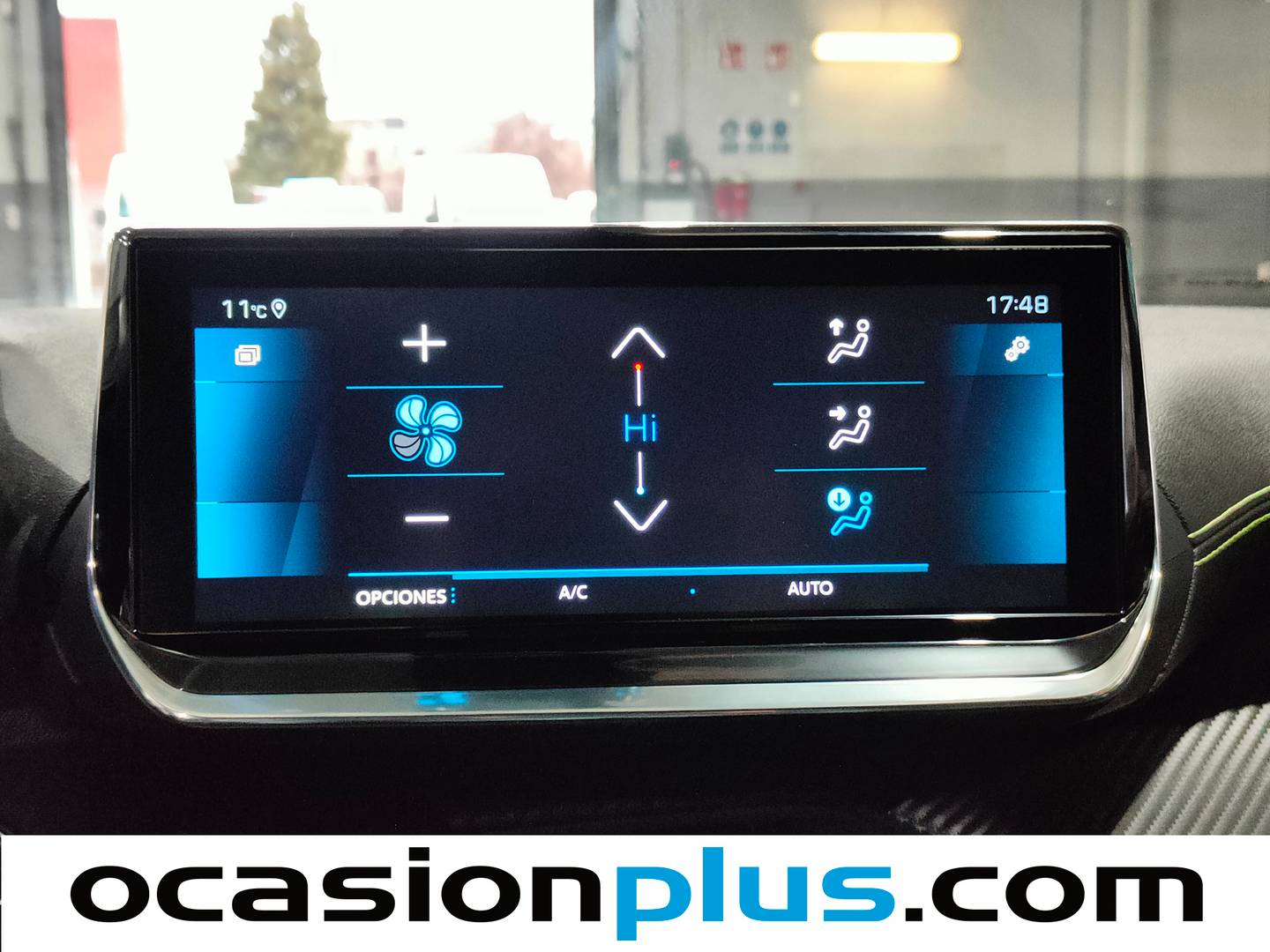 Foto Peugeot 2008 Peugeot 2008 BlueHDI 130 S&S GT Pack EAT8 (130 CV)