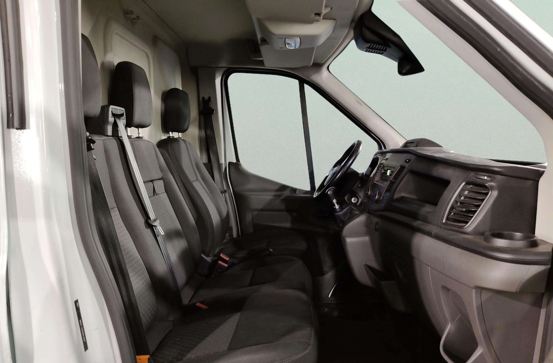 Ford Transit Furgon 350 L3H2 Trend - foto 12