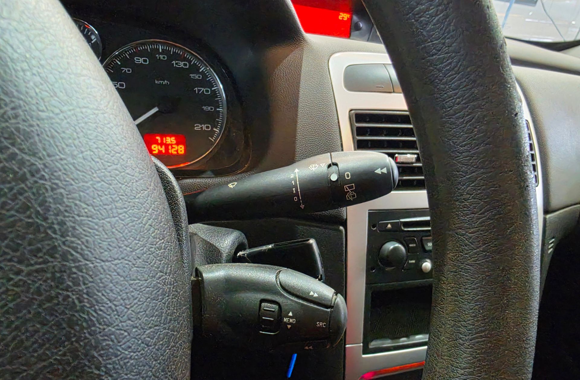 Peugeot 307 1.6 D-Sign - foto 24