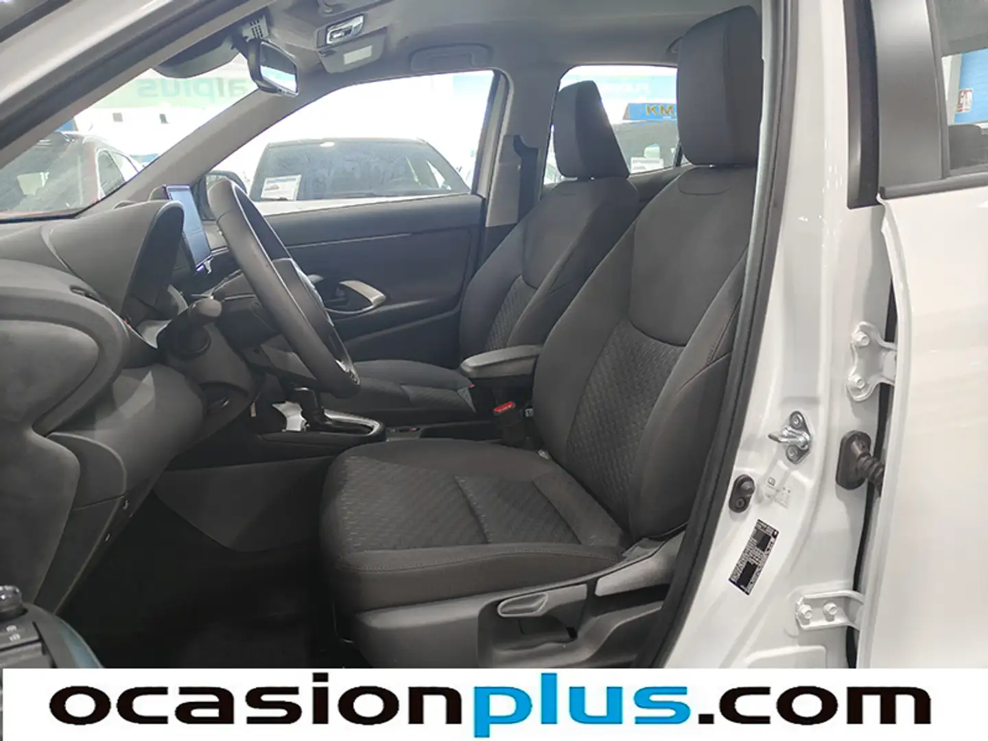 Foto Toyota Yaris Cross Toyota Yaris Cross 120H Business Plus (116 CV)