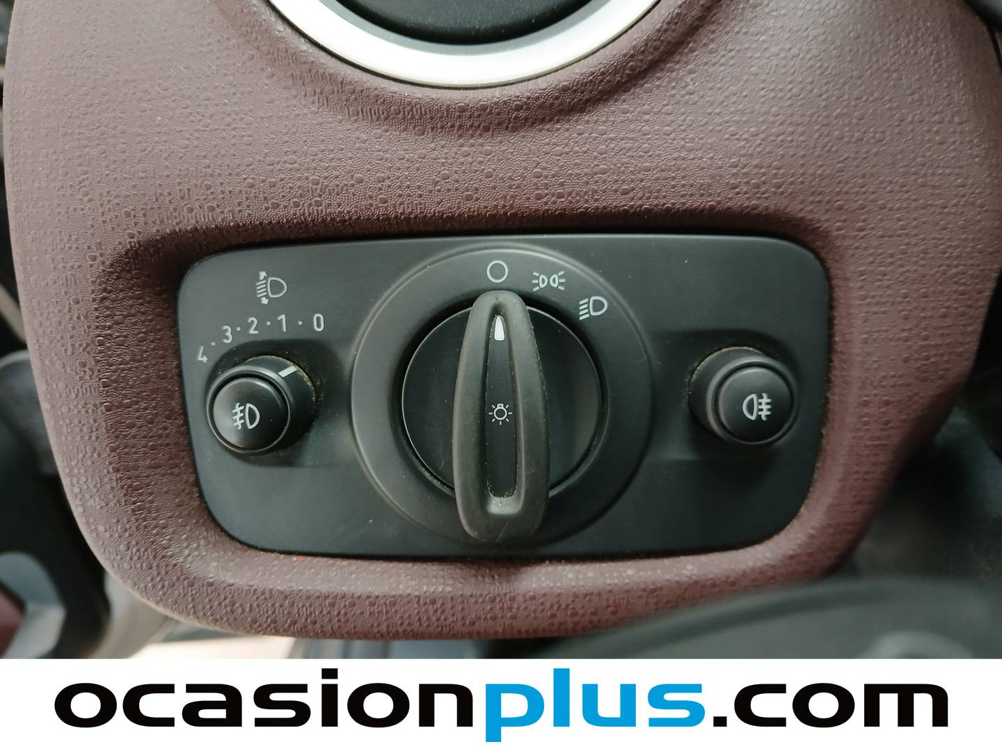 Extras y acabados del Ford Fiesta Ford Fiesta 1.4 Titanium (96 CV)