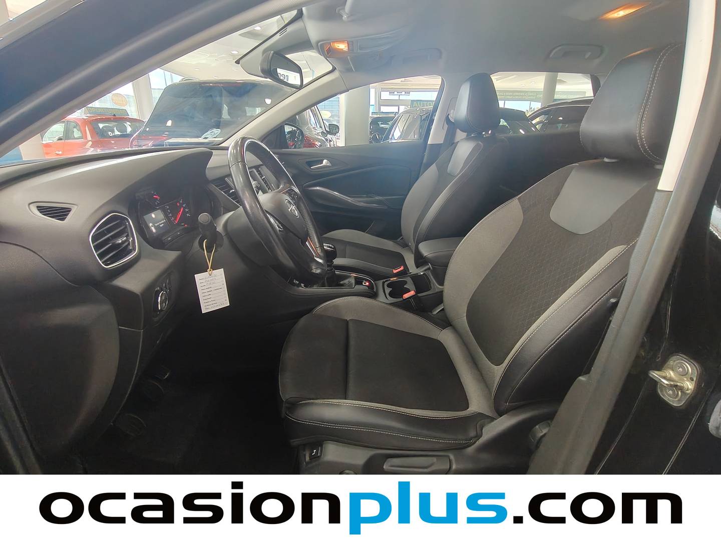 Foto asientos delanteros Opel Grandland X Opel Grandland X 1.2 Turbo S&S Design Line (130 CV)