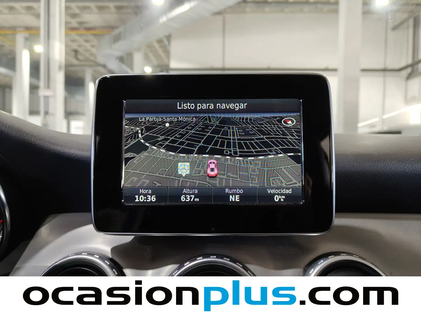 Foto Mercedes GLA Mercedes-Benz GLA GLA 200 d AMG Line (136 CV)