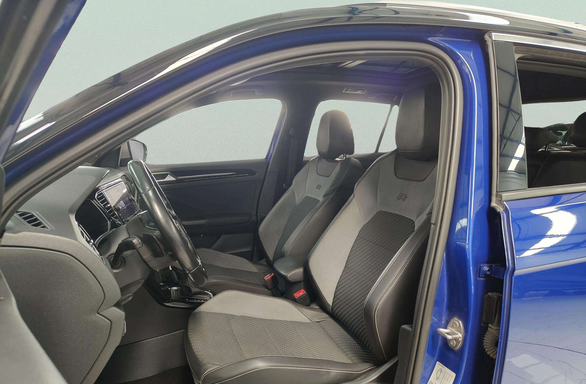 Volkswagen T-Roc R 2.0 TSI 4Motion DSG - foto 12