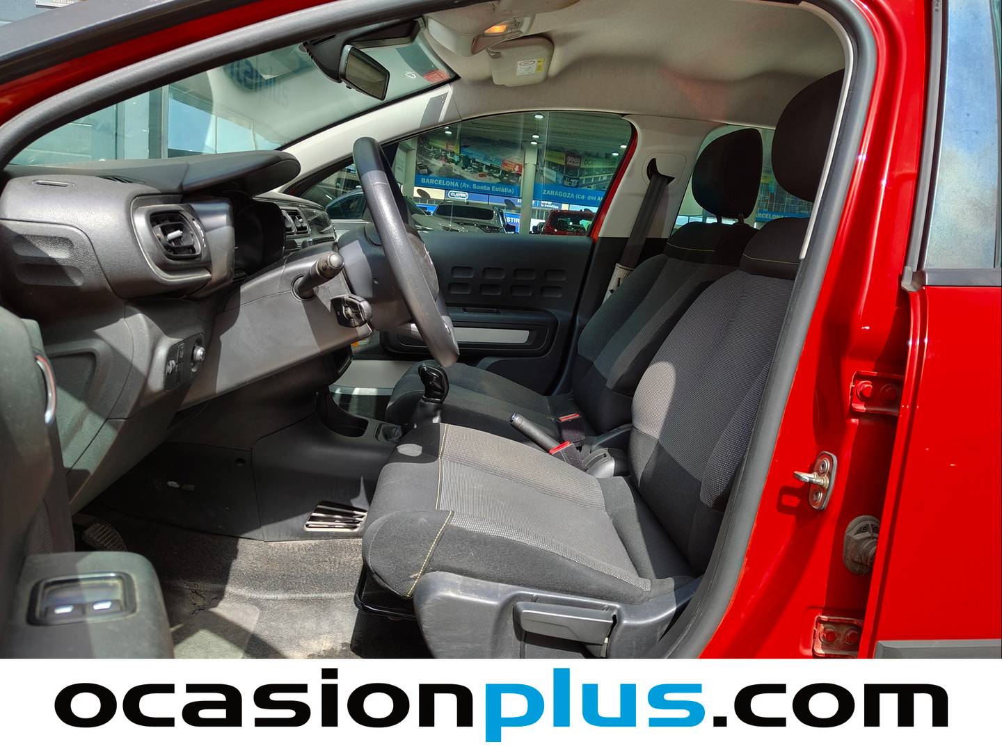 Foto asientos delanteros Citroën C3 Citroën C3 PureTech 82 Feel (83 CV)