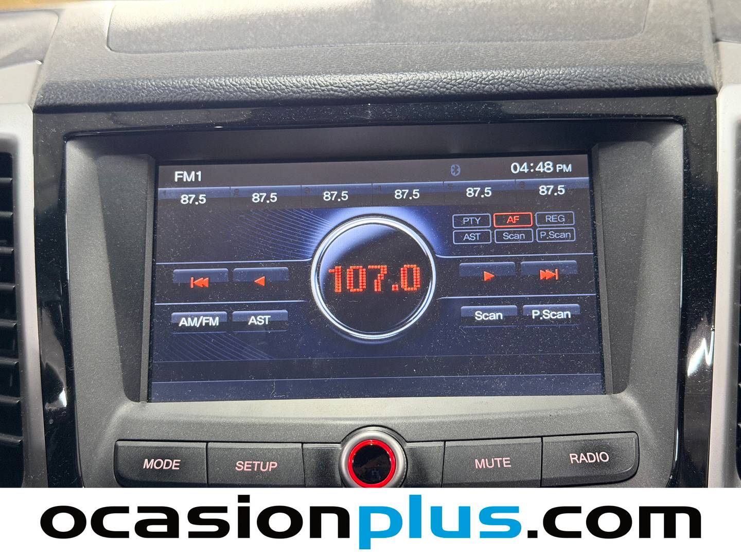 Foto SsangYong Tivoli Ssangyong Tivoli 1.6 D16T Limited Auto 4x2 (115 CV)