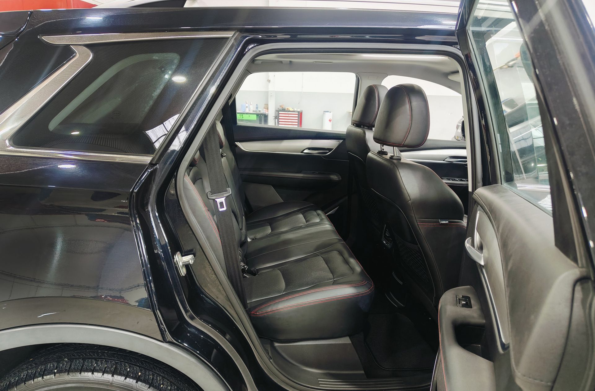 SWM G01 1.5T Luxury - foto 16