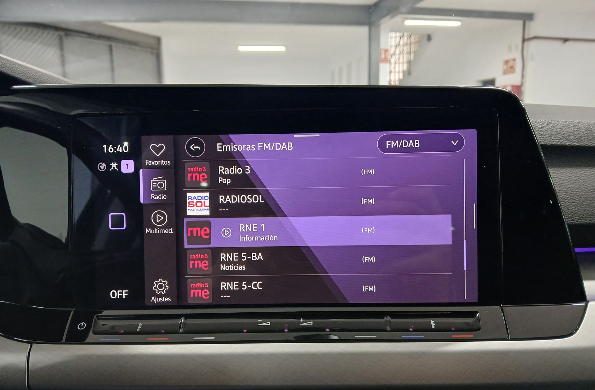 Volkswagen Golf Life 1.5 TSI - foto 34