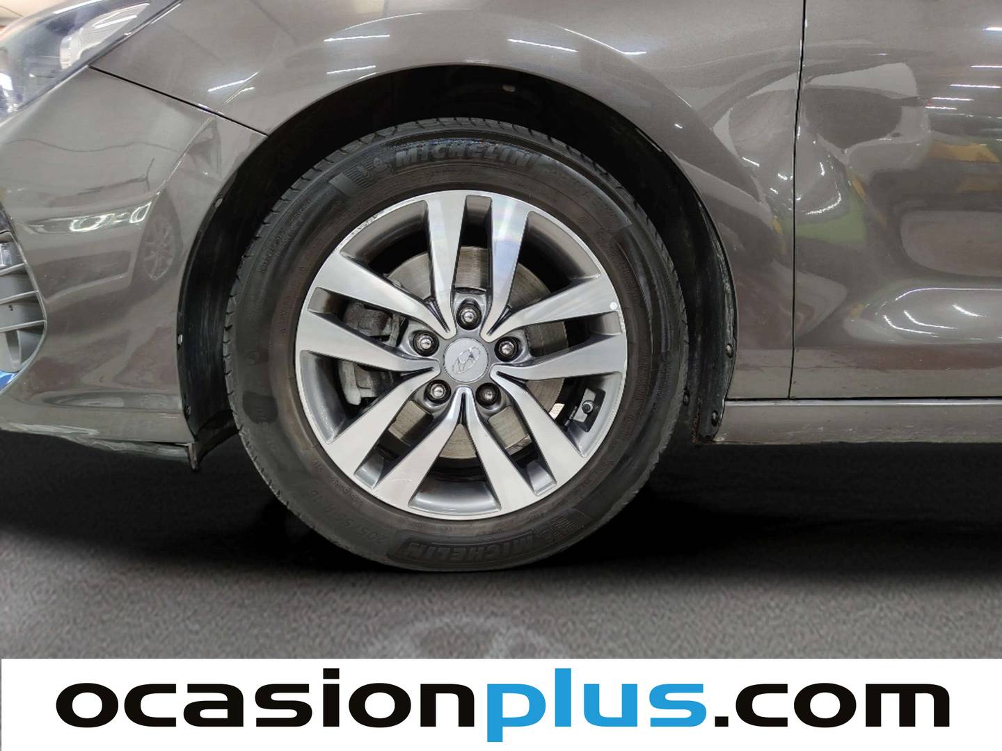 Paquetes del Hyundai i30 Hyundai i30 1.0 TGDI Link Fastback (120 CV)