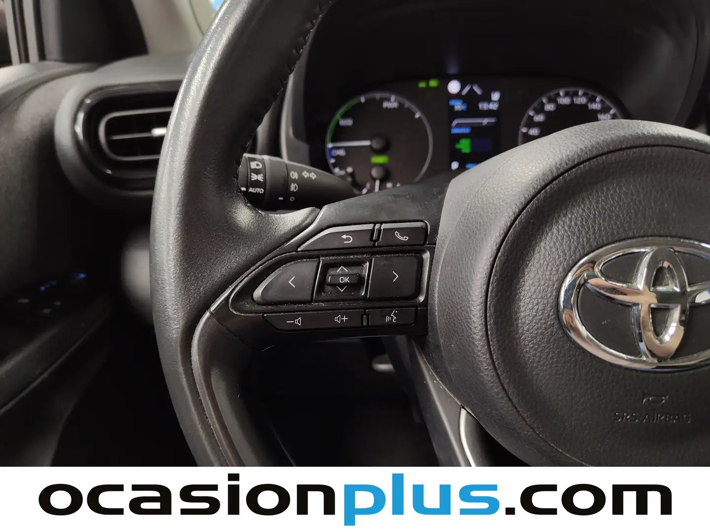 Foto Toyota Yaris Toyota Yaris 120H Business Plus (116 CV)