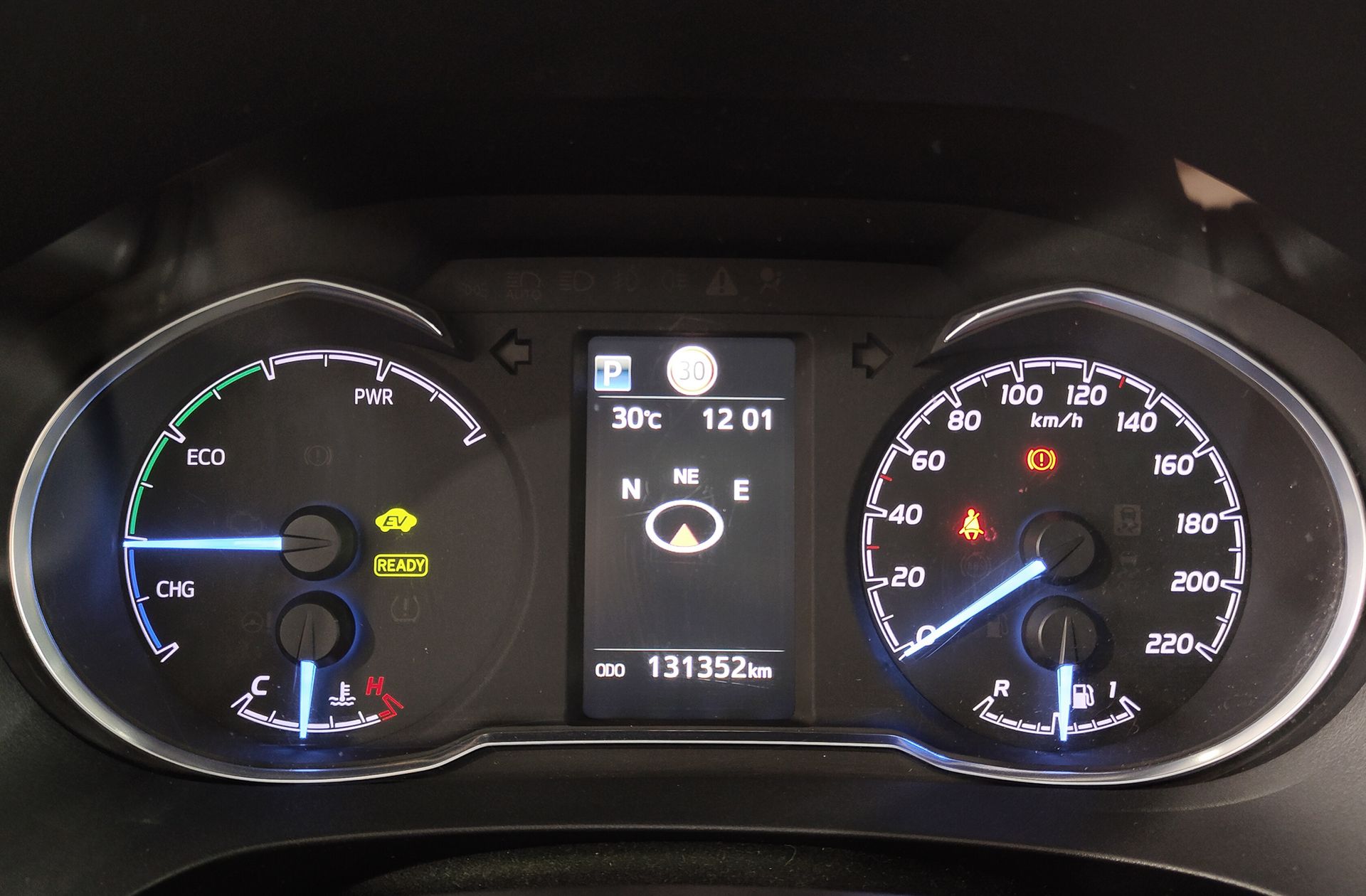 Toyota Yaris 1.5 Hybrid Active - foto 17