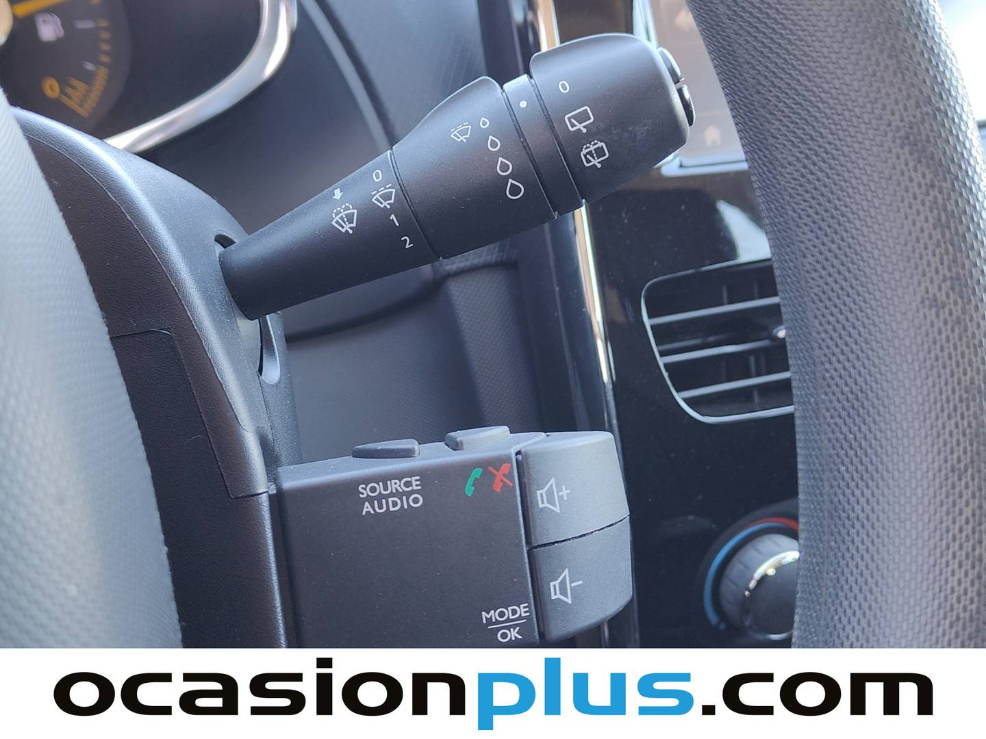 Renault Clio Renault Clio Expression 1.2 16v (75 CV) seminuevo