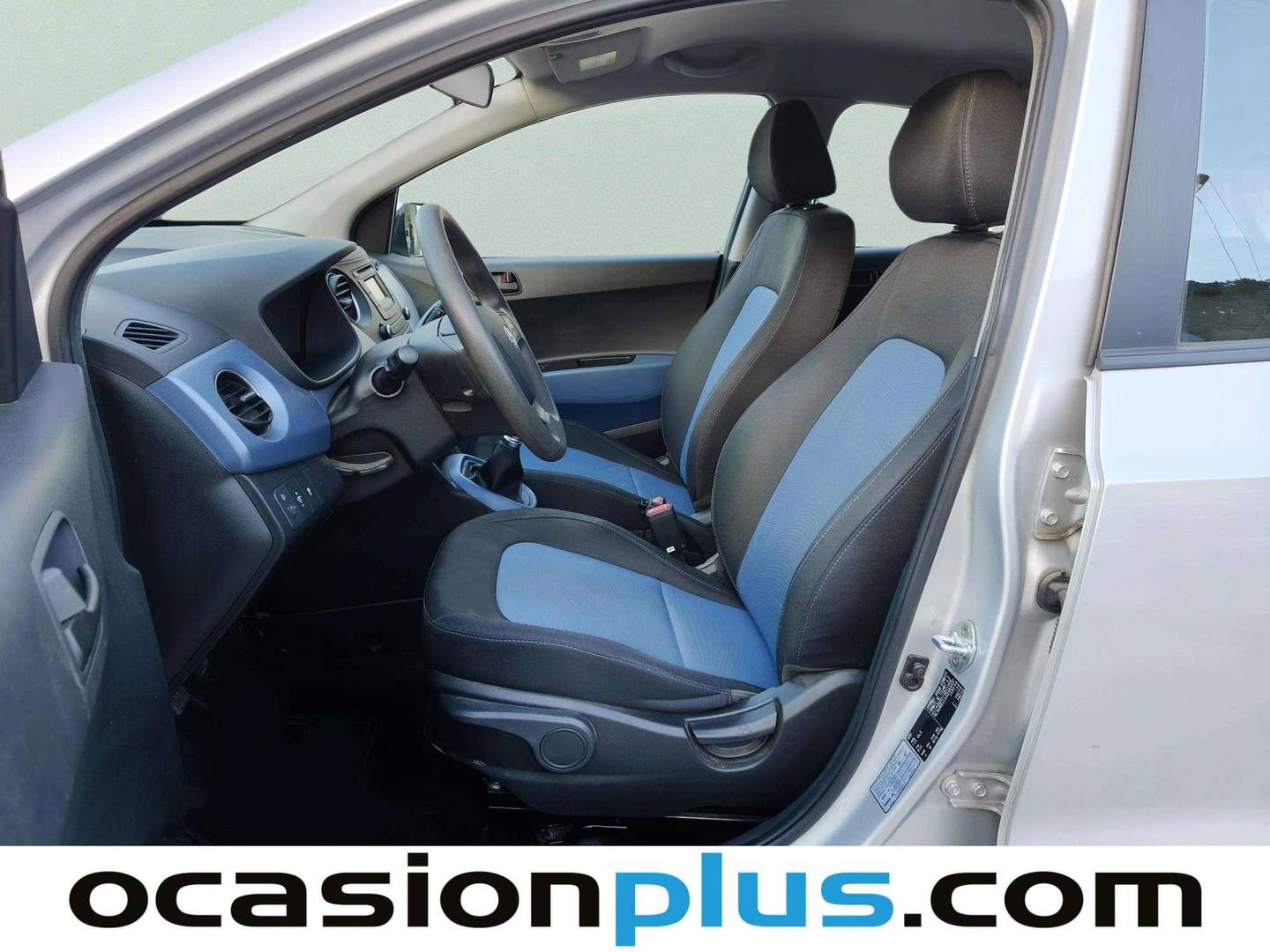 Foto asientos delanteros Hyundai i10 Hyundai i10 1.2 Tecno (87 CV)