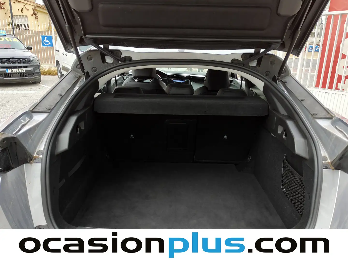 Foto Peugeot 408 Peugeot 408 Puretech 130 Allure EAT8 (130 CV)