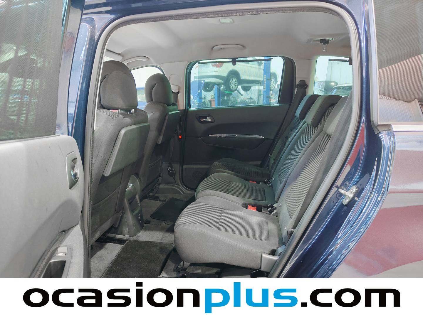 Foto asientos traseros Peugeot 5008 Peugeot 5008 1.6 BlueHDi Style FAP (120 CV) 7 PLAZAS