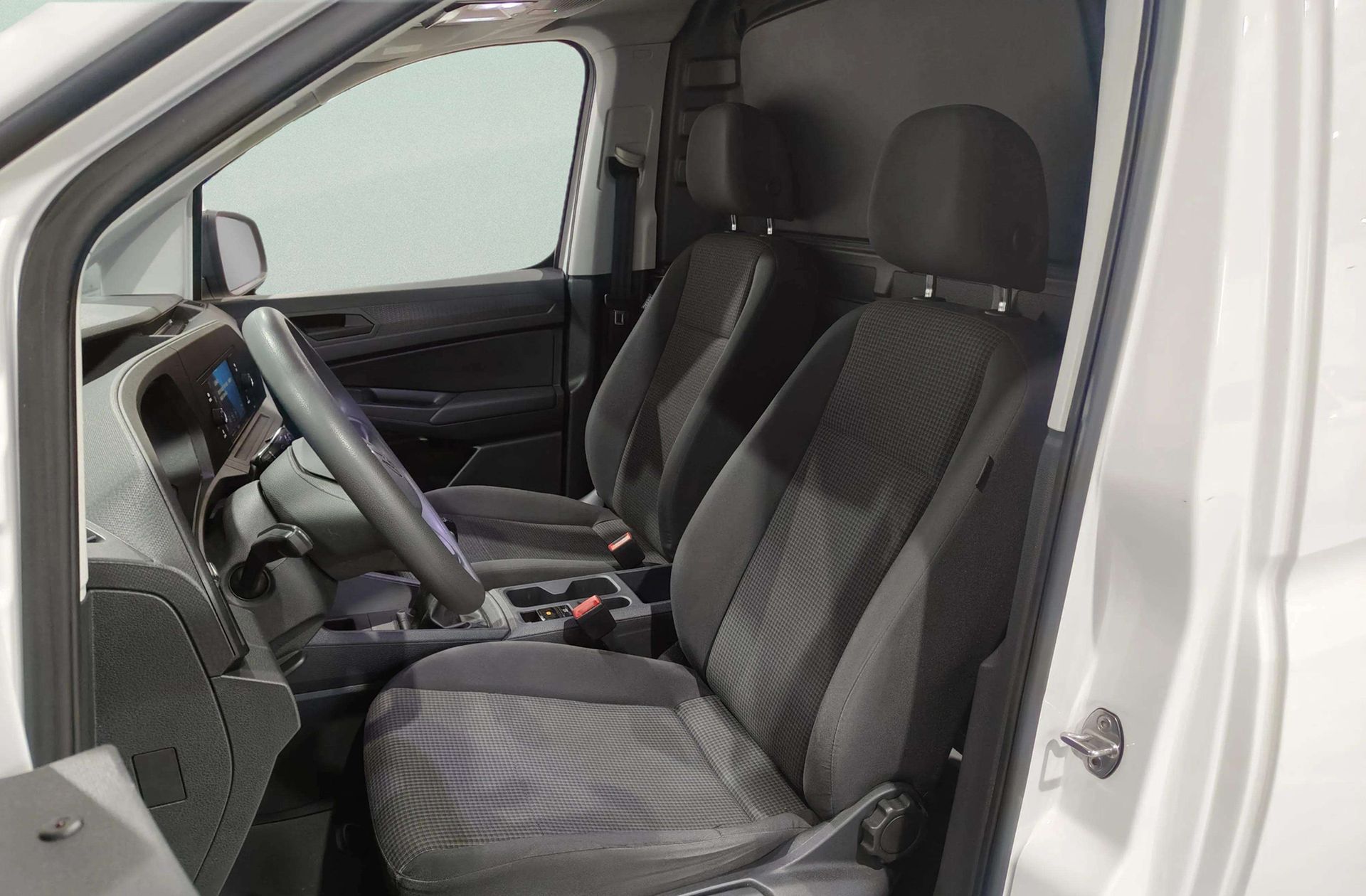 Volkswagen Caddy Cargo 2.0 TDI - foto 8