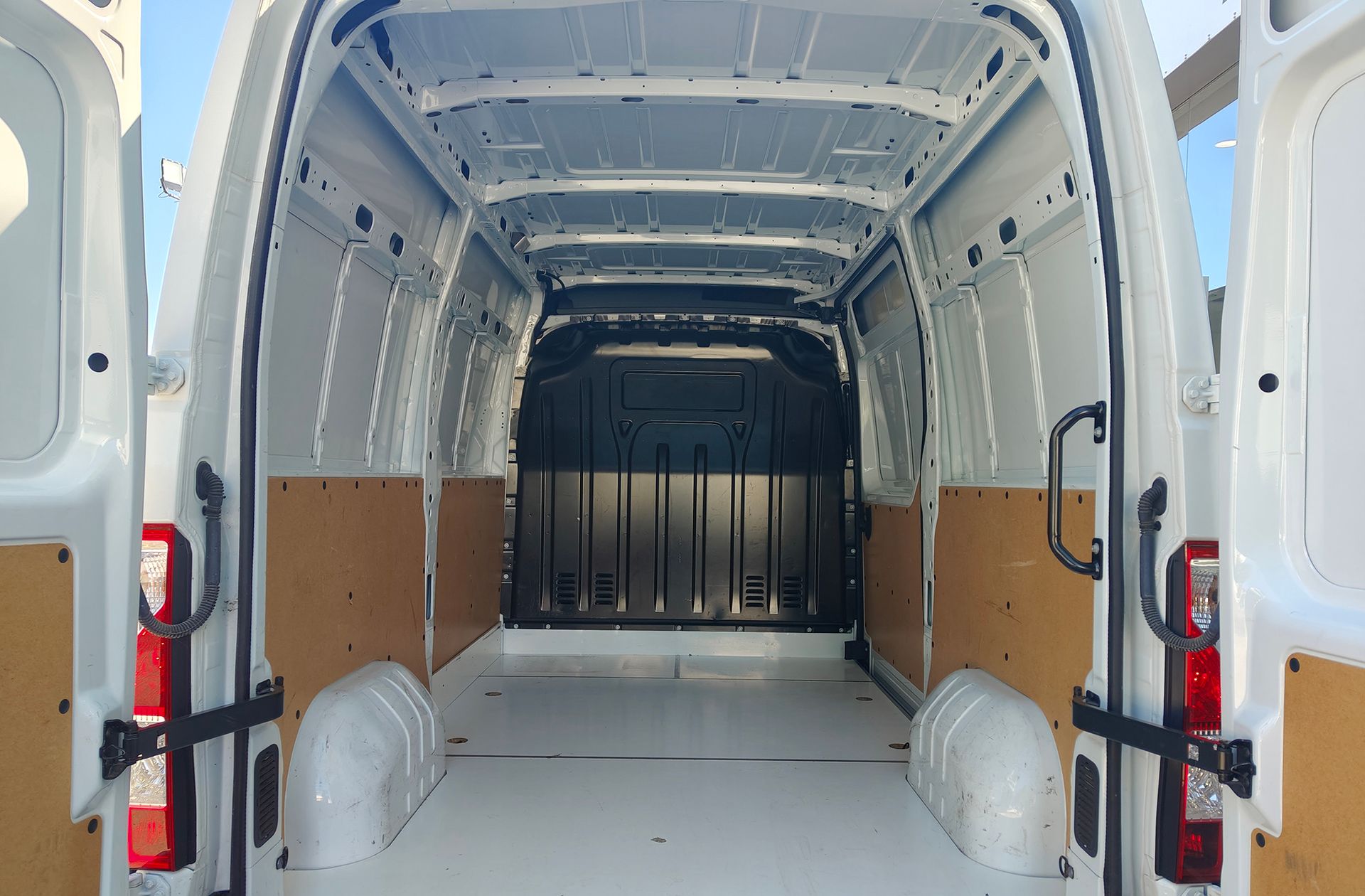 Renault Master Furgon L2H2 3500 Blue dCi - foto 11