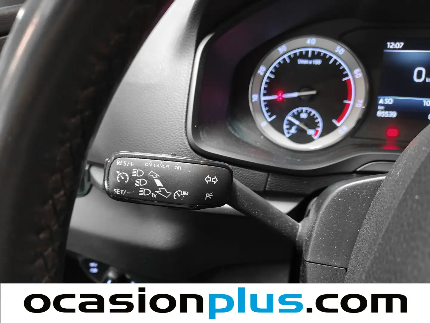 Foto Skoda Karoq Skoda Karoq 1.0 TSI Like  (115 CV)