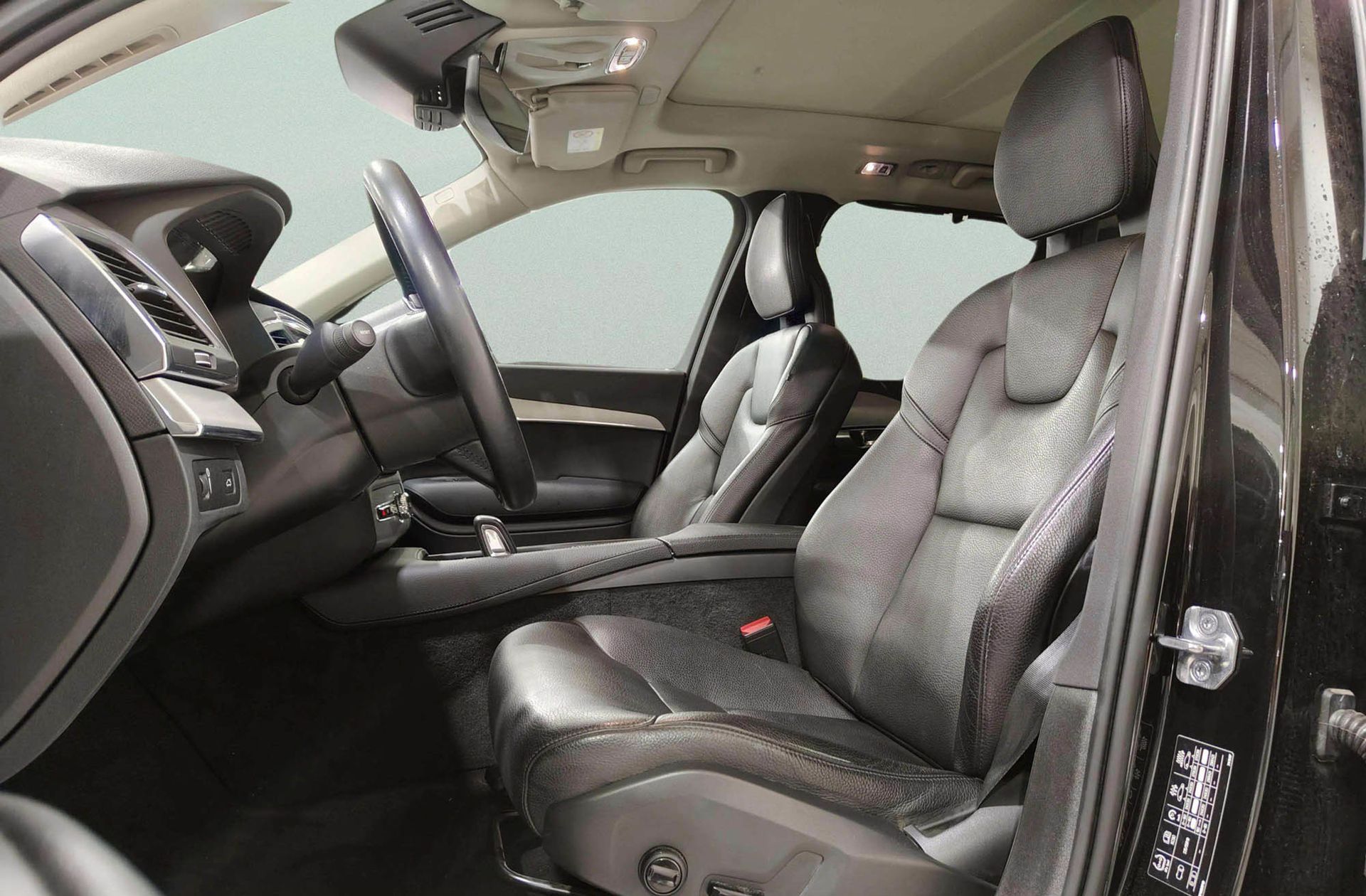 Volvo XC90 B5 D Momentum Pro AWD 4x4 7 plazas - foto 15