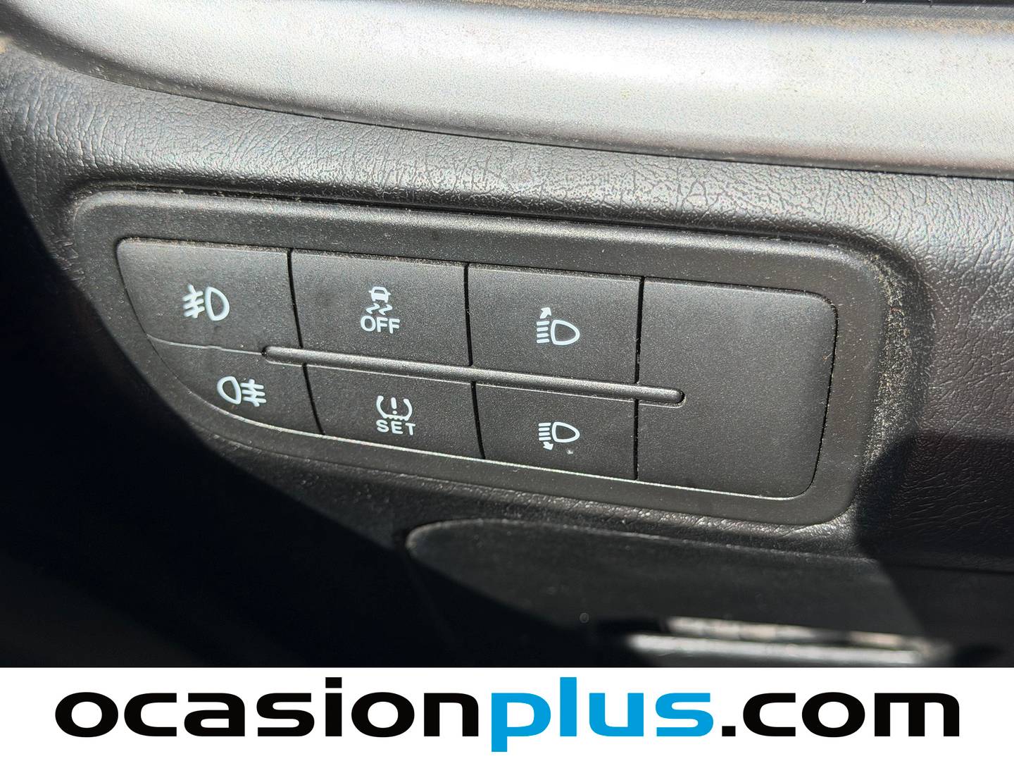 Extras del Fiat Tipo Fiat Tipo Sedan 1.4 Easy (95 CV)