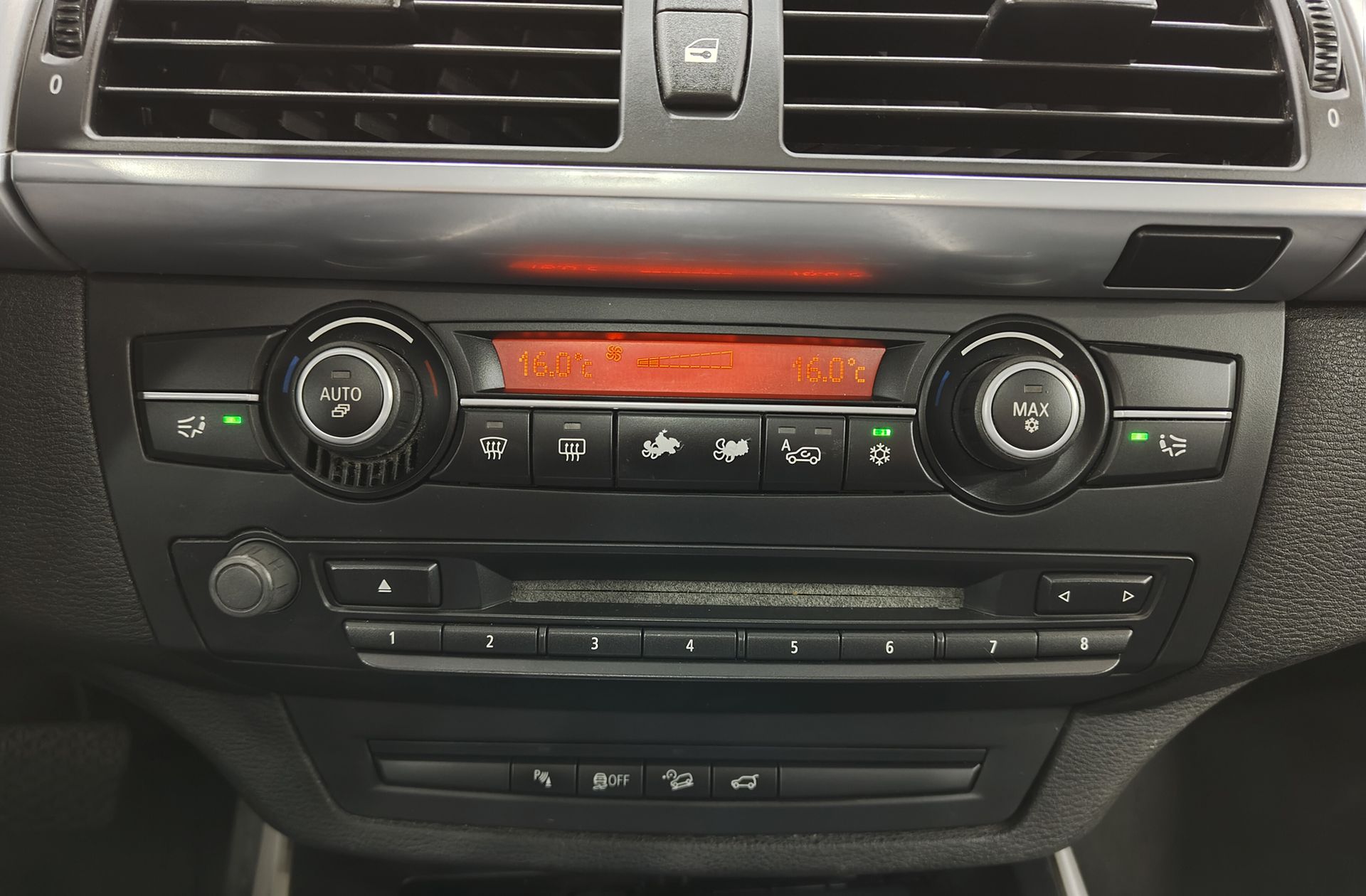 BMW X5 xDrive40d - foto 28