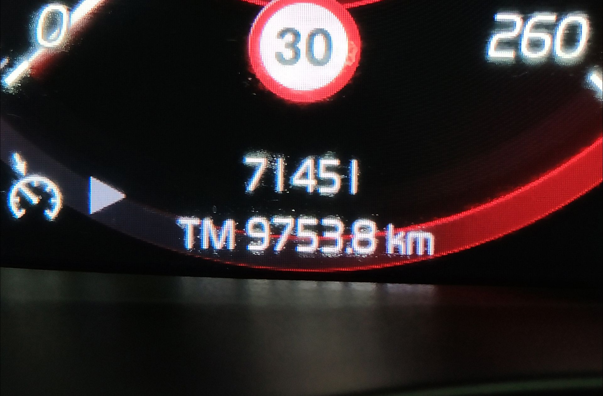 Volvo XC40 D3 R-Design - foto 11