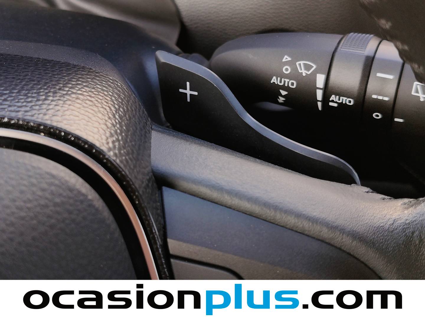 Foto Toyota Corolla Toyota Corolla Touring Sports 180H Style E-CVT (180 CV)