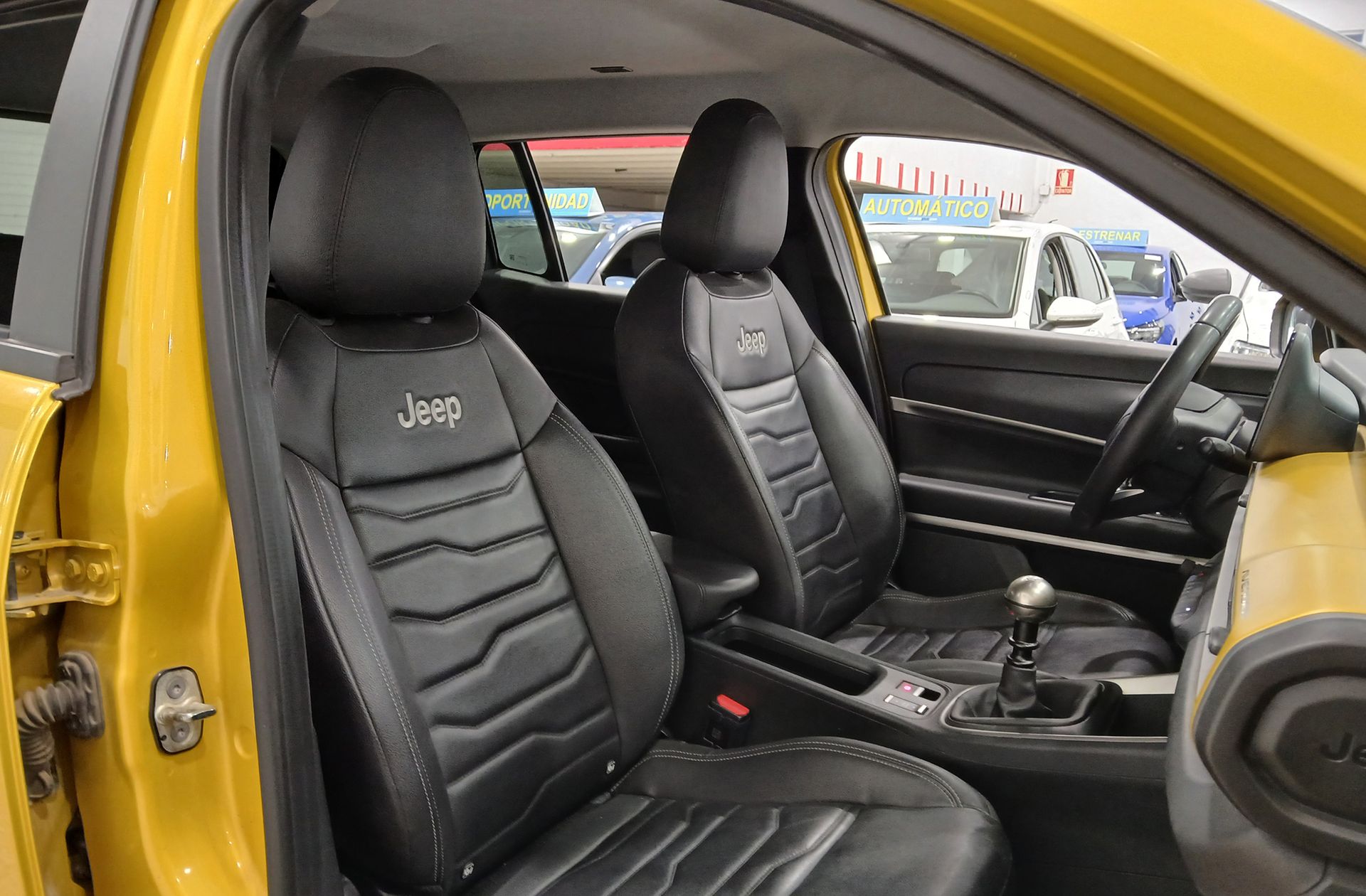 Jeep Avenger 1.2 G Summit - foto 20