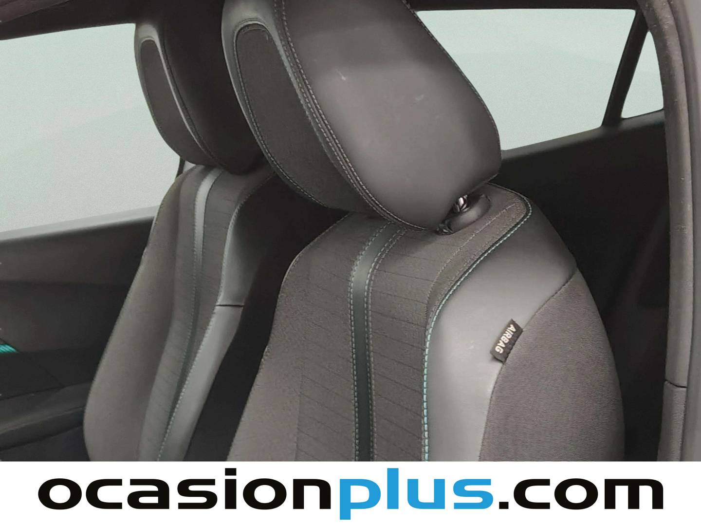 Extras y acabados del Peugeot 2008 Peugeot 2008 PureTech 100 S&S Allure (100 CV)