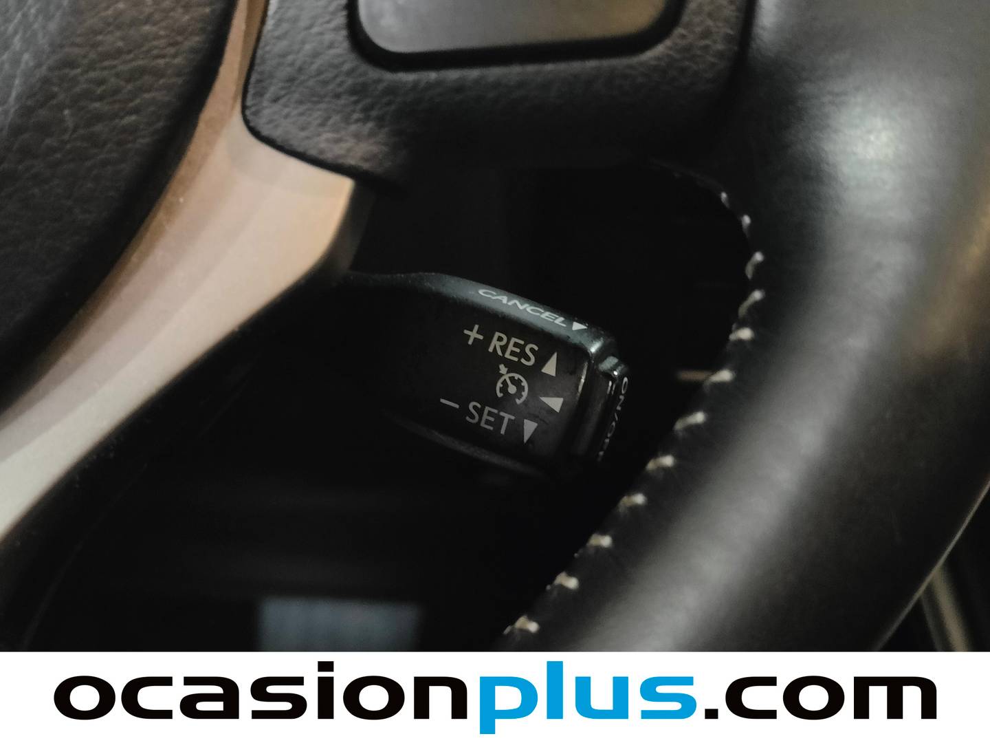 Lexus NX Lexus NX 300h Business Navigation 2WD (197 CV) 197cv