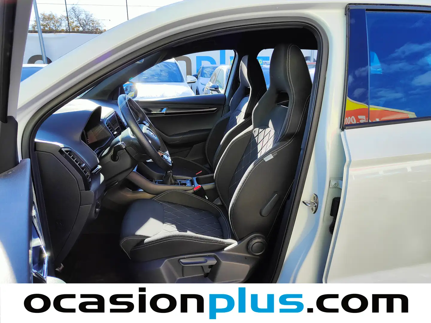 Foto Skoda Karoq Skoda Karoq 1.5 TSI ACT Sportline (150 CV)