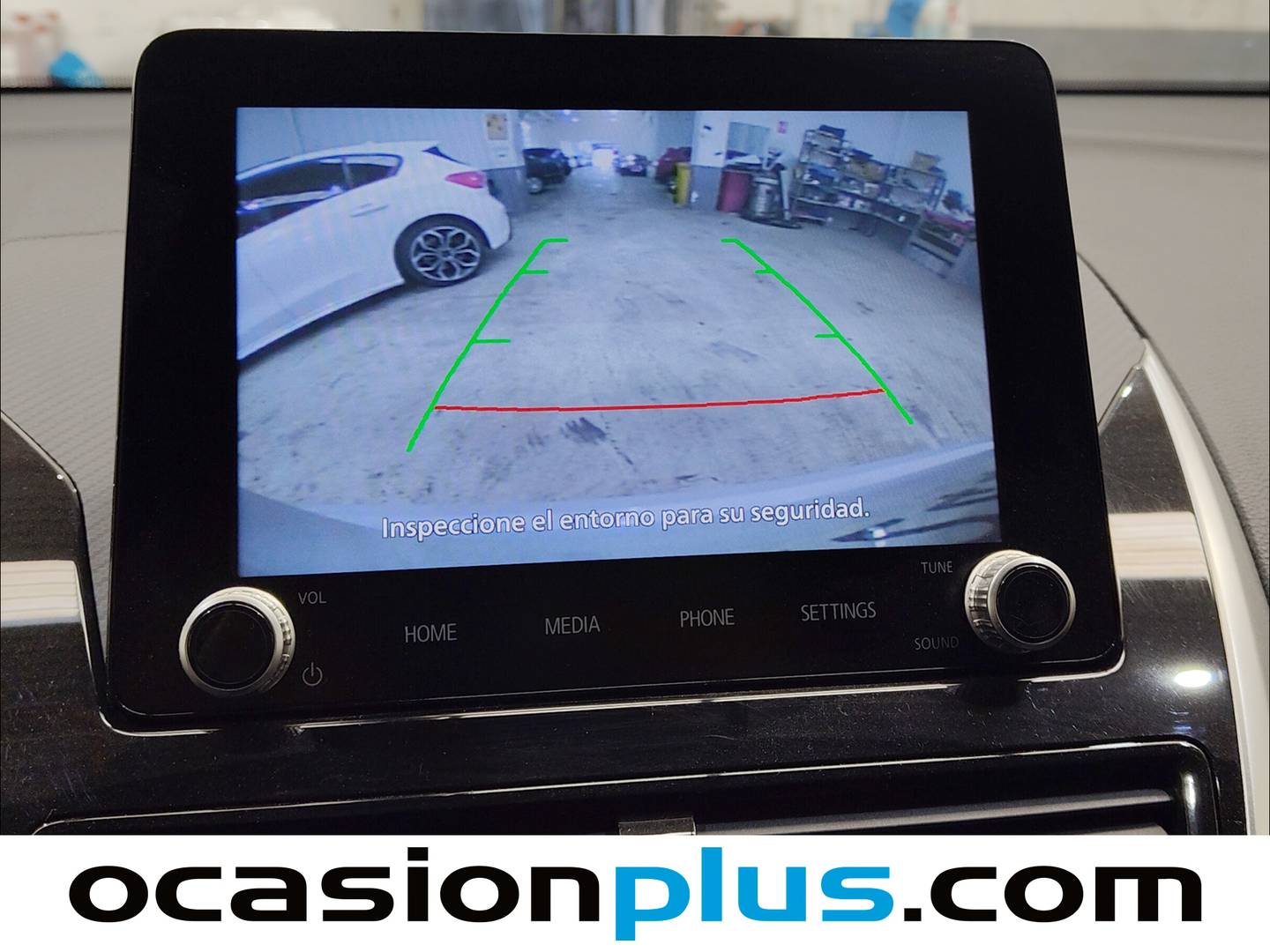 Equipamiento del Mitsubishi Eclipse Cross Mitsubishi Eclipse Cross 2.4 PHEV Kaiteki 4WD Auto (188 CV)