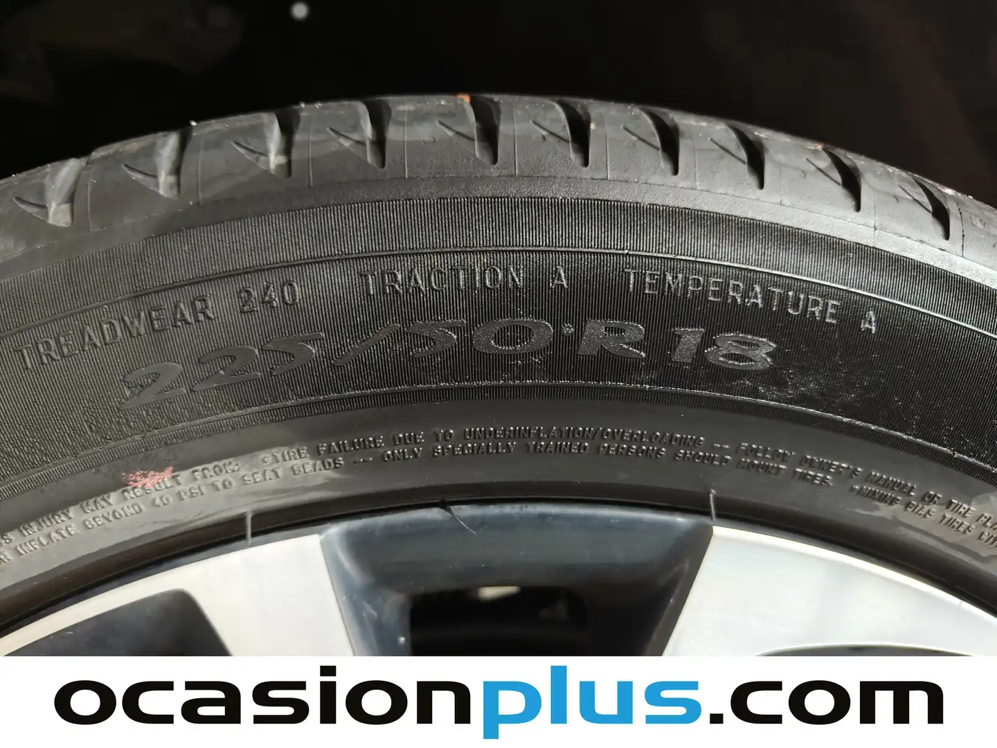 Foto Toyota C-HR Toyota C-HR 1.8 125H Advance (122 CV)