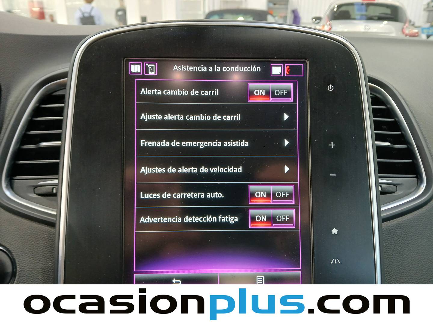 Extras del Renault Scénic Renault Scenic Zen TCe (140 CV) GPF